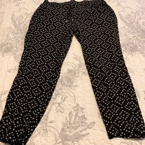 Old Navy pattern capris